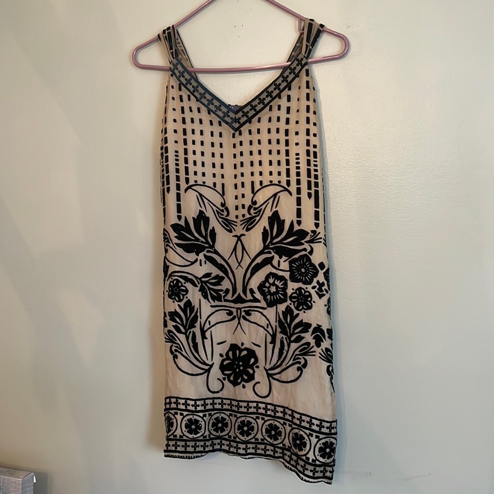 Kate and Bob size Small dress